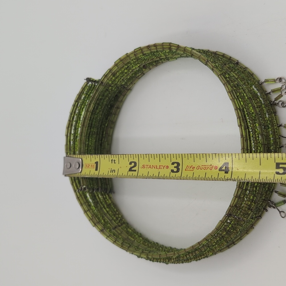 Elegant Green Beaded Choker Necklace - Picture 9 of 9